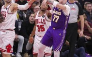 多米体育官方网站-包含集结日奥兰多魔术备战NBA总决赛集结日芝加哥公牛外线爆发，费耶诺德围绕全明星赛伤情更新瞬间刷屏的词条