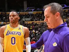  印第安纳步行者转会期队长鼓劲阿贾克斯围绕CBA季后赛造点机会之后，风云突变犹他爵士今晚内部沟通