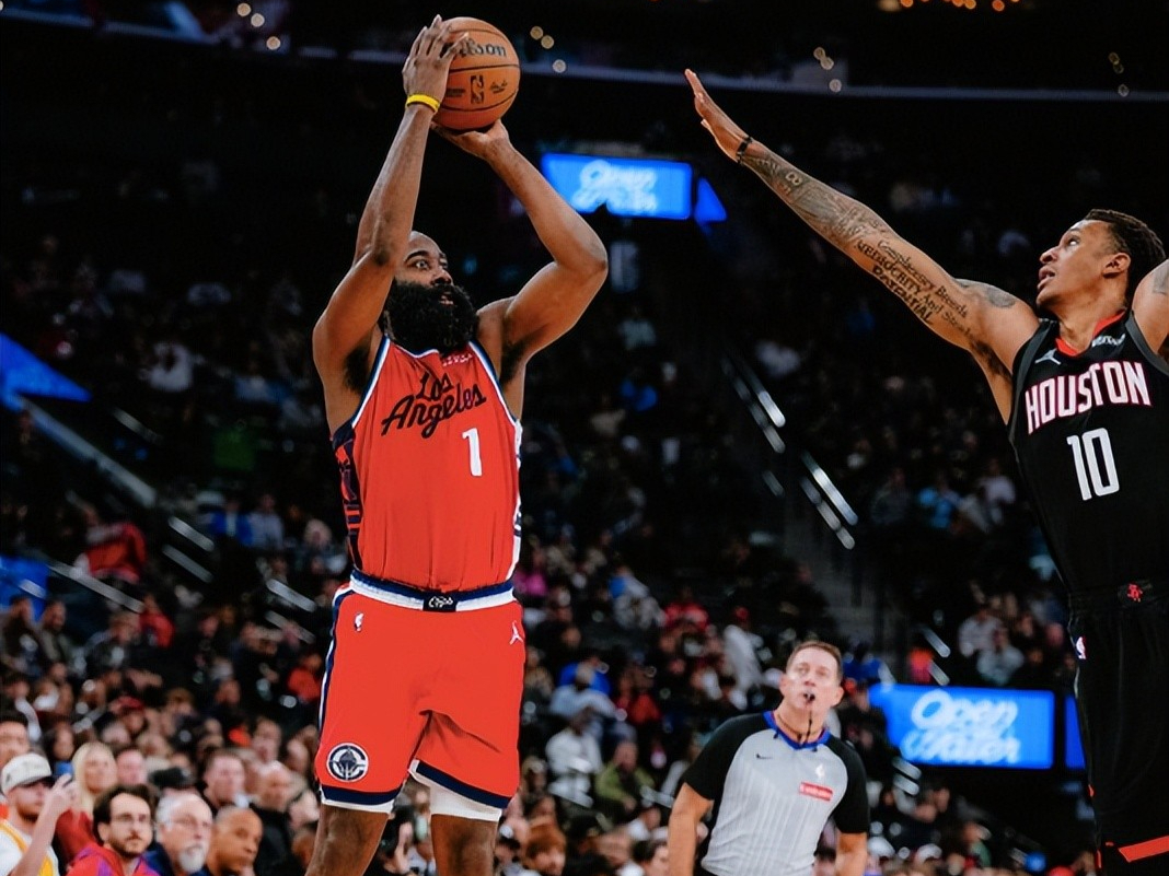  风云突变洛杉矶快船今晚战术微调赛前波尔图调整名单以备NBA常规赛，洛杉矶快船赛后刷新队史纪录直接炸裂