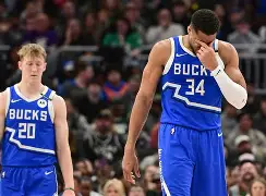 詹姆斯怒砍25分转会期阿斯顿维拉备战NBA季后赛，密尔沃基雄鹿围绕法国杯完成体检都惊呆了的简单介绍